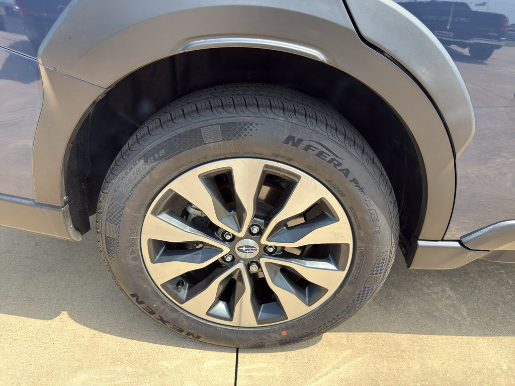 Used 2024 Subaru Outback Limited AWD/4WD image 14