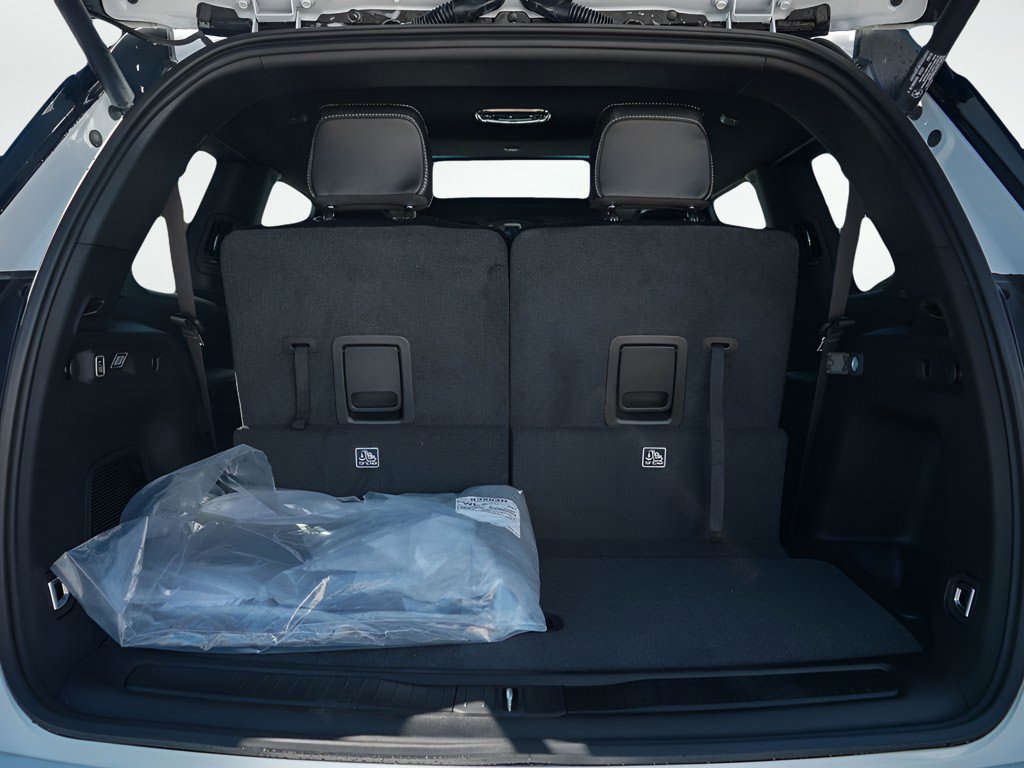 New 2026 Jeep Grand Cherokee L Limited AWD/4WD image 8