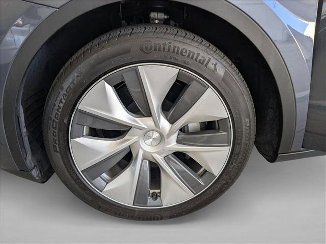 Used 2023 Tesla Model Y Long Range image 23