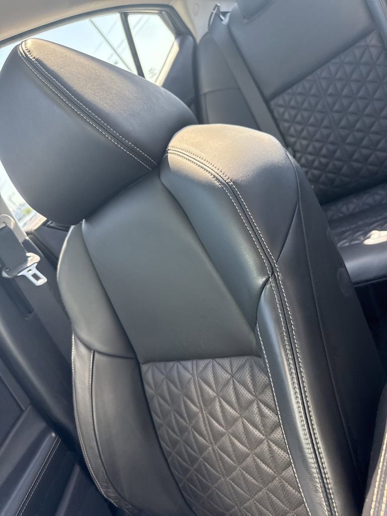Used 2016 Nissan Maxima Platinum FWD image 7