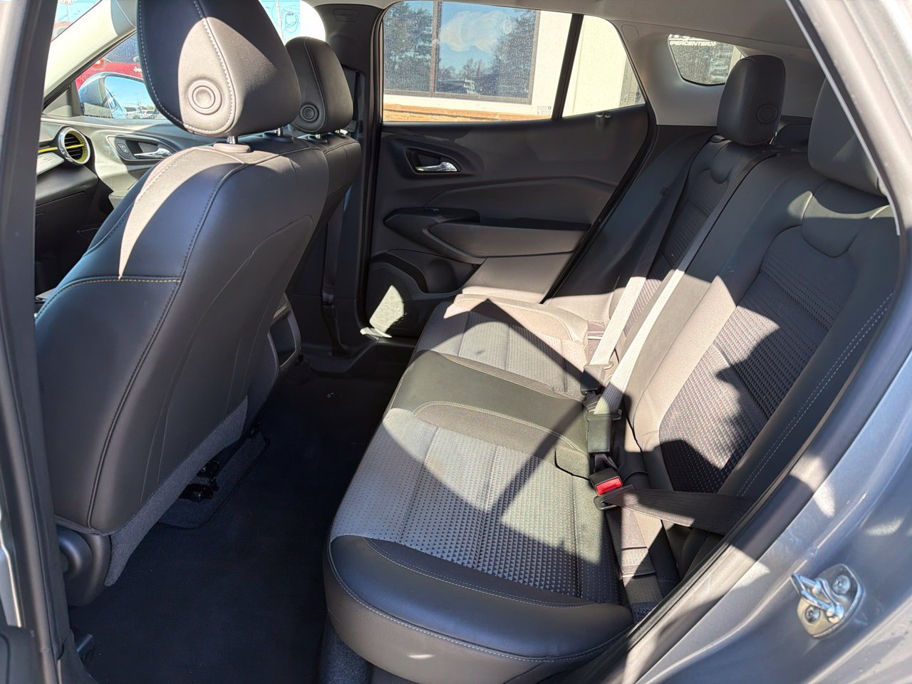Used 2024 Chevrolet Trax LT FWD image 6