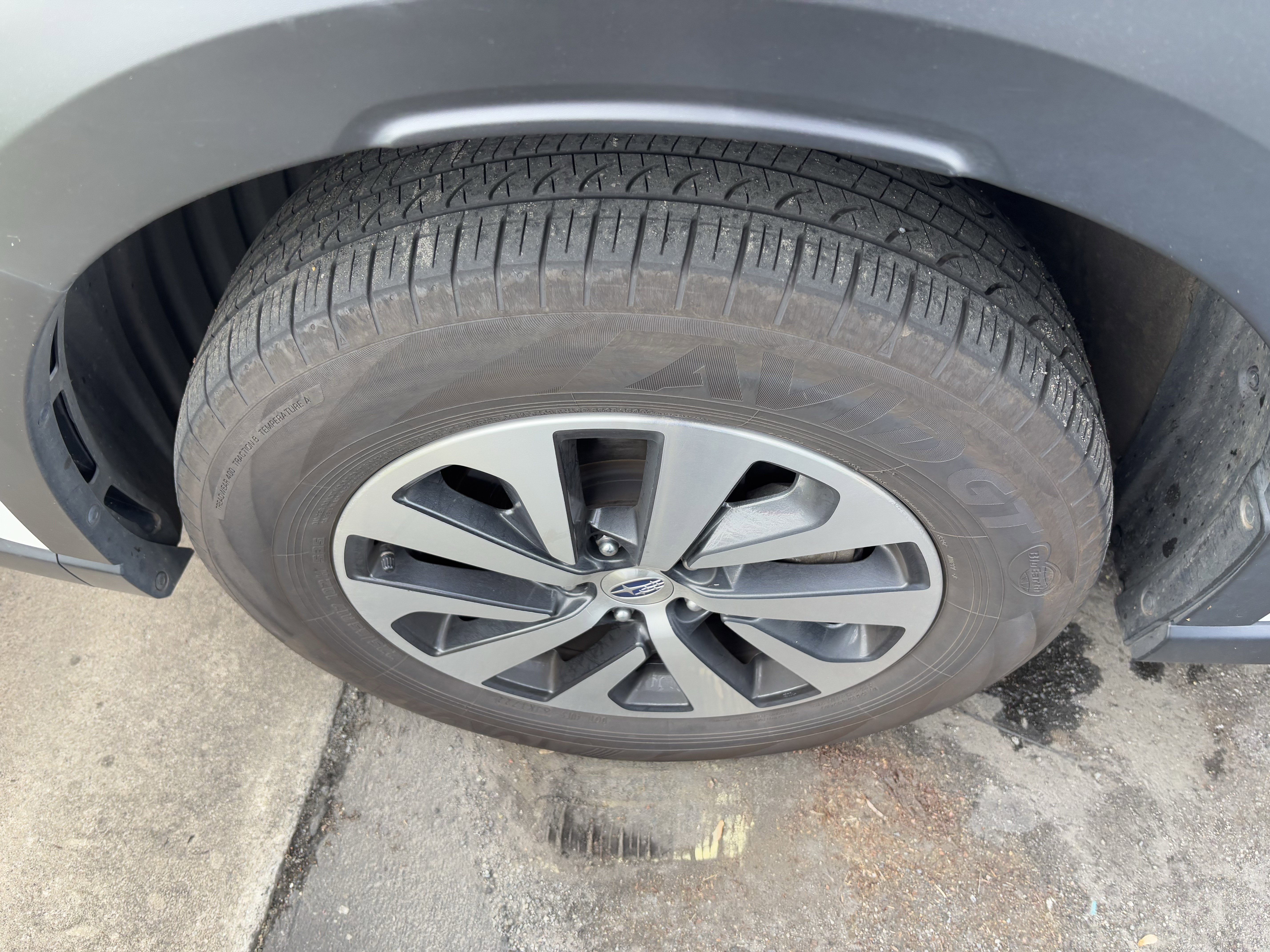 Used 2023 Subaru Outback Premium w/ Popular Package #1 image 13