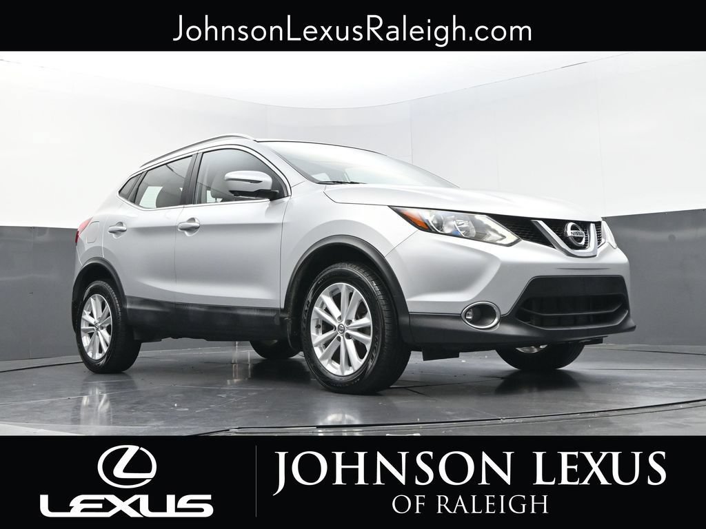 Used 2018 Nissan Rogue Sport SV w/ SV Technology Package FWD image 14