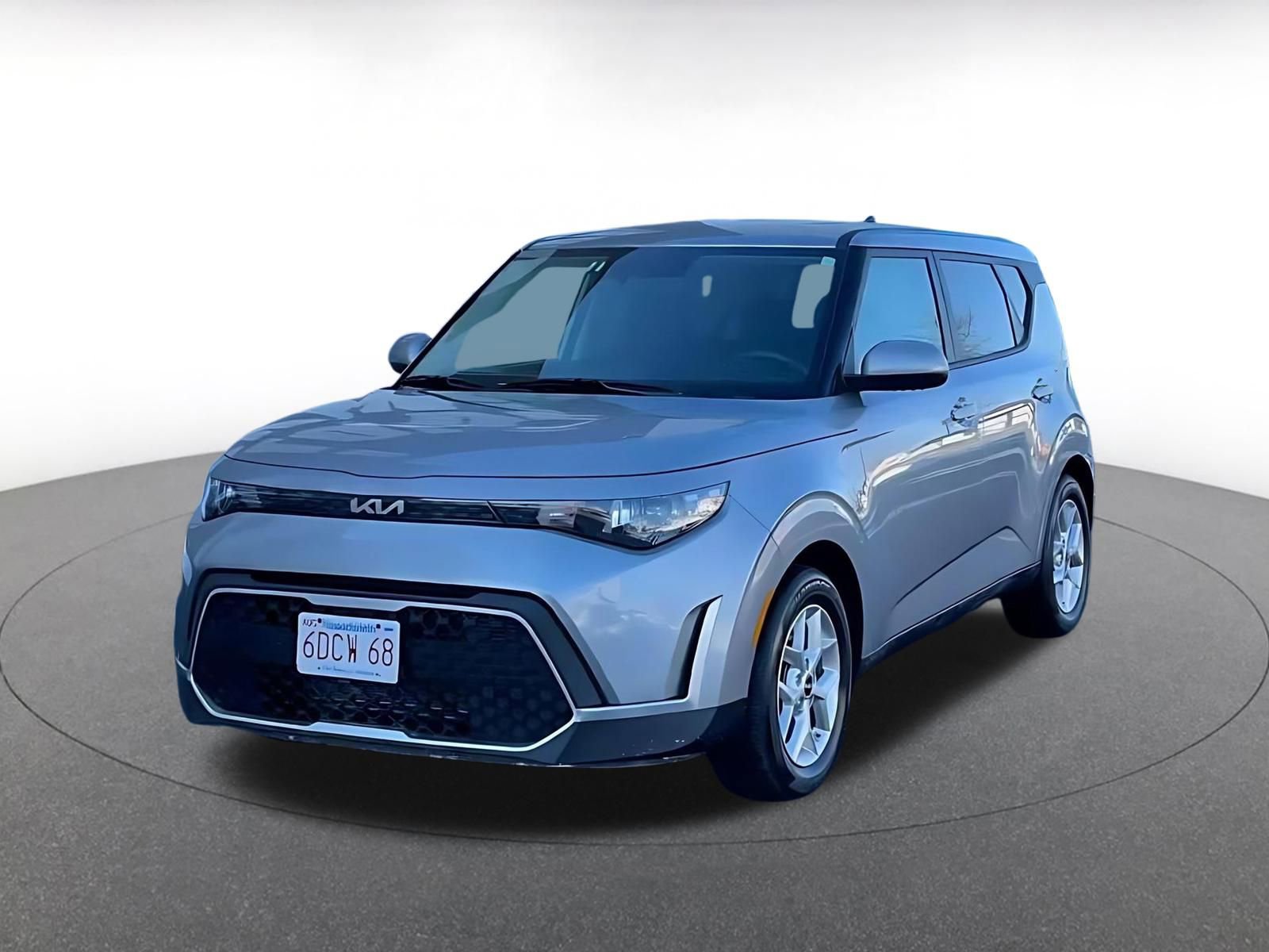Used 2025 Kia Soul LX w/ LX Technology Package image 7