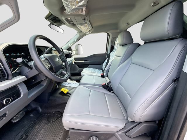 New 2026 Ford F550 4x4 Regular Cab Super Duty image 11