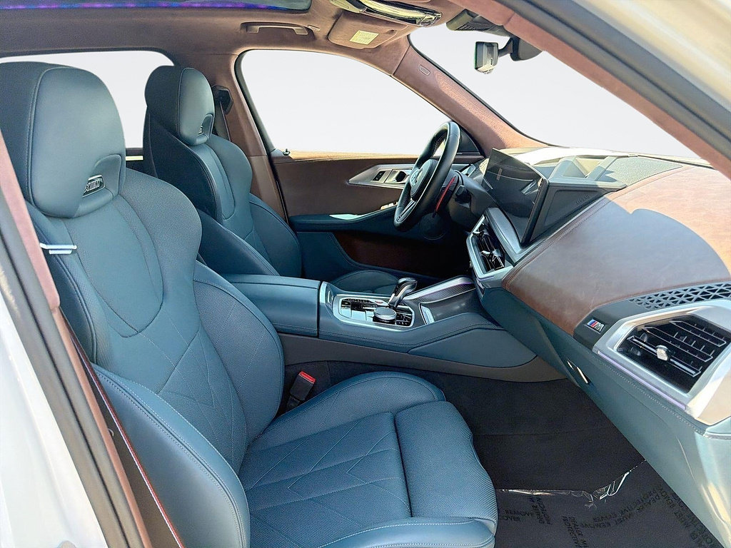 Used 2023 BMW XM AWD/4WD image 31