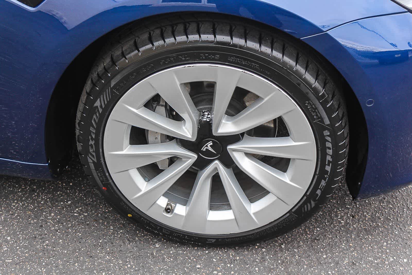 Used 2021 Tesla Model 3 Standard Range Plus RWD image 12
