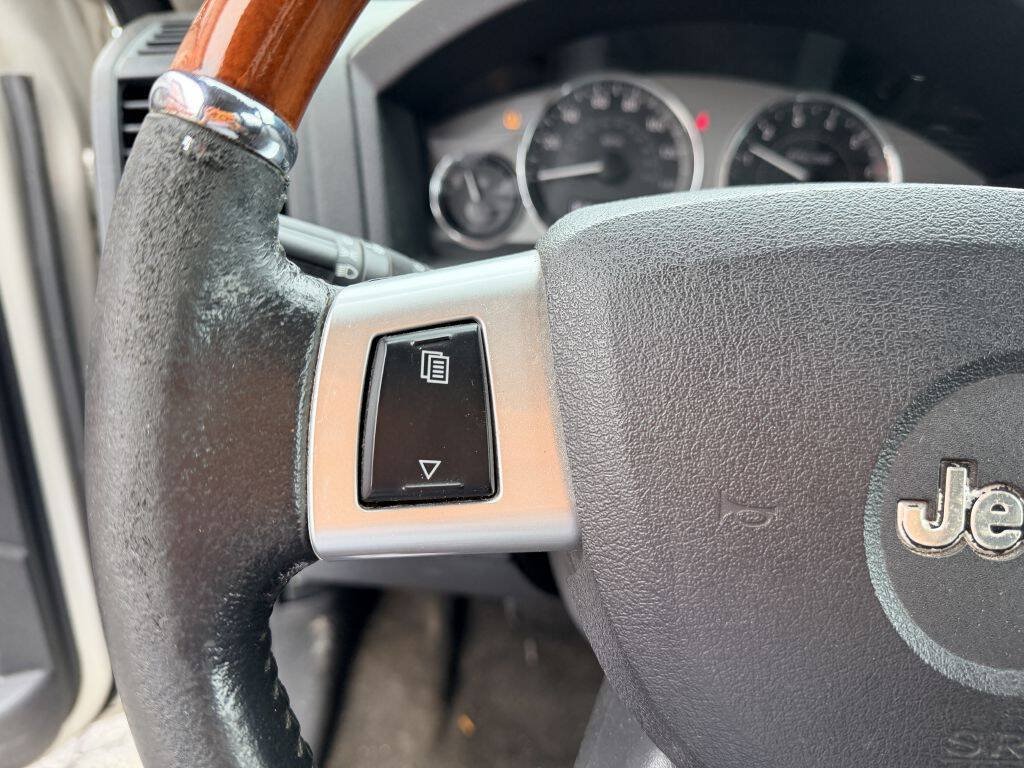 Used 2008 Jeep Grand Cherokee Overland AWD/4WD image 15