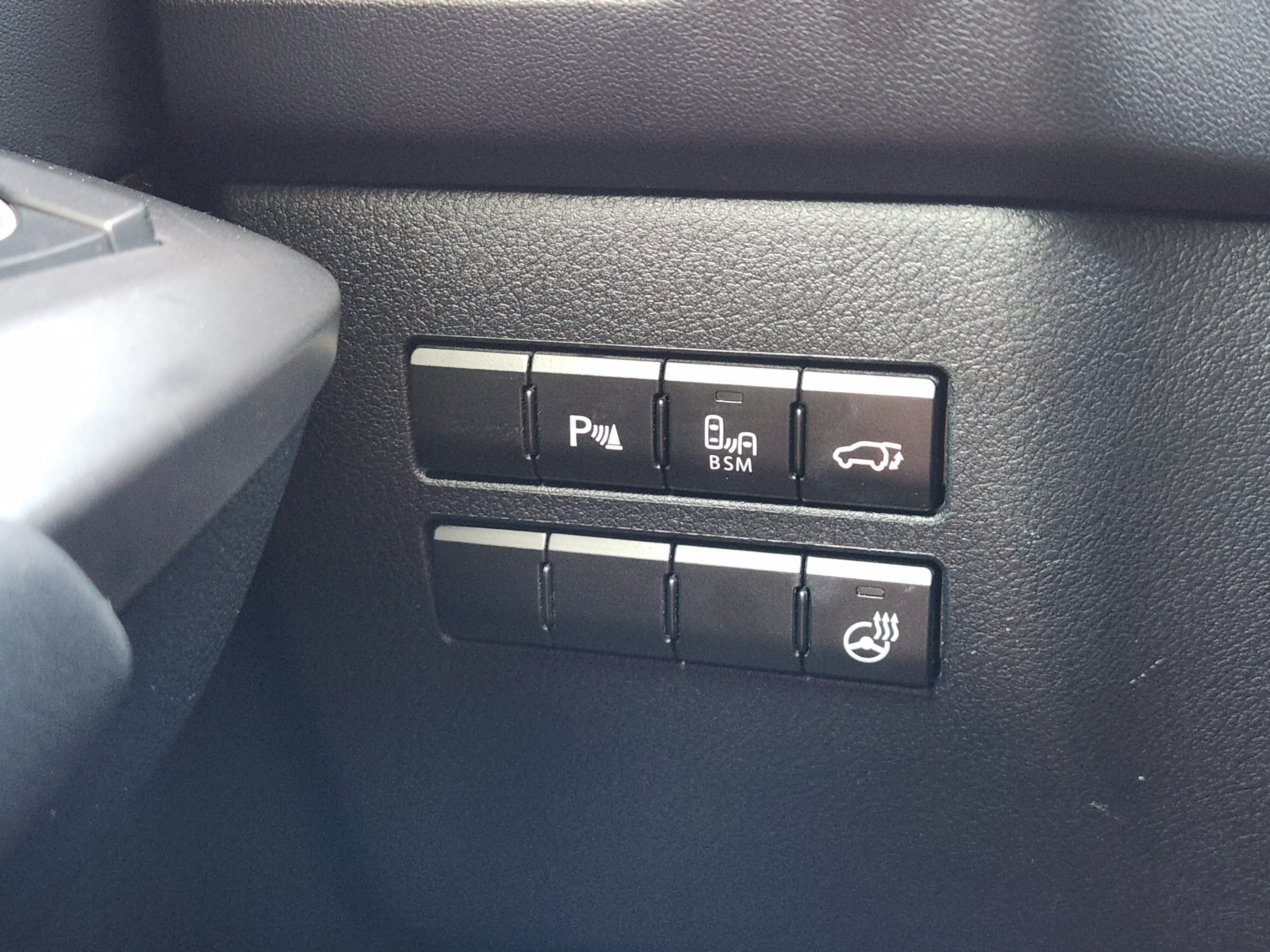 Used 2017 Lexus NX 200t FWD w/ Premium Package image 16