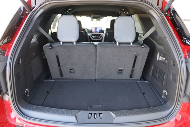 Used 2025 Ford Explorer ST-Line w/ Premium Package image 11