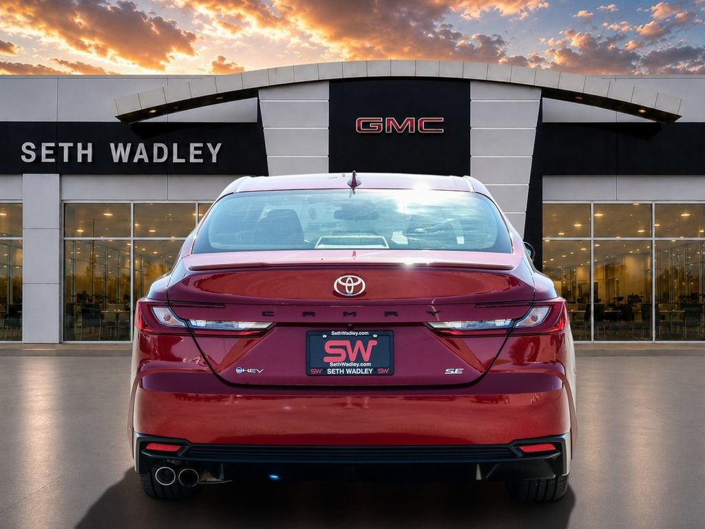 Used 2025 Toyota Camry SE FWD image 6