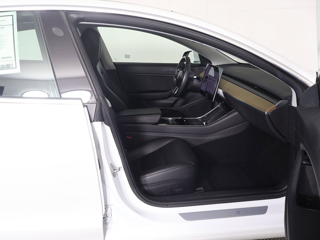 Used 2019 Tesla Model 3 Mid Range RWD image 31