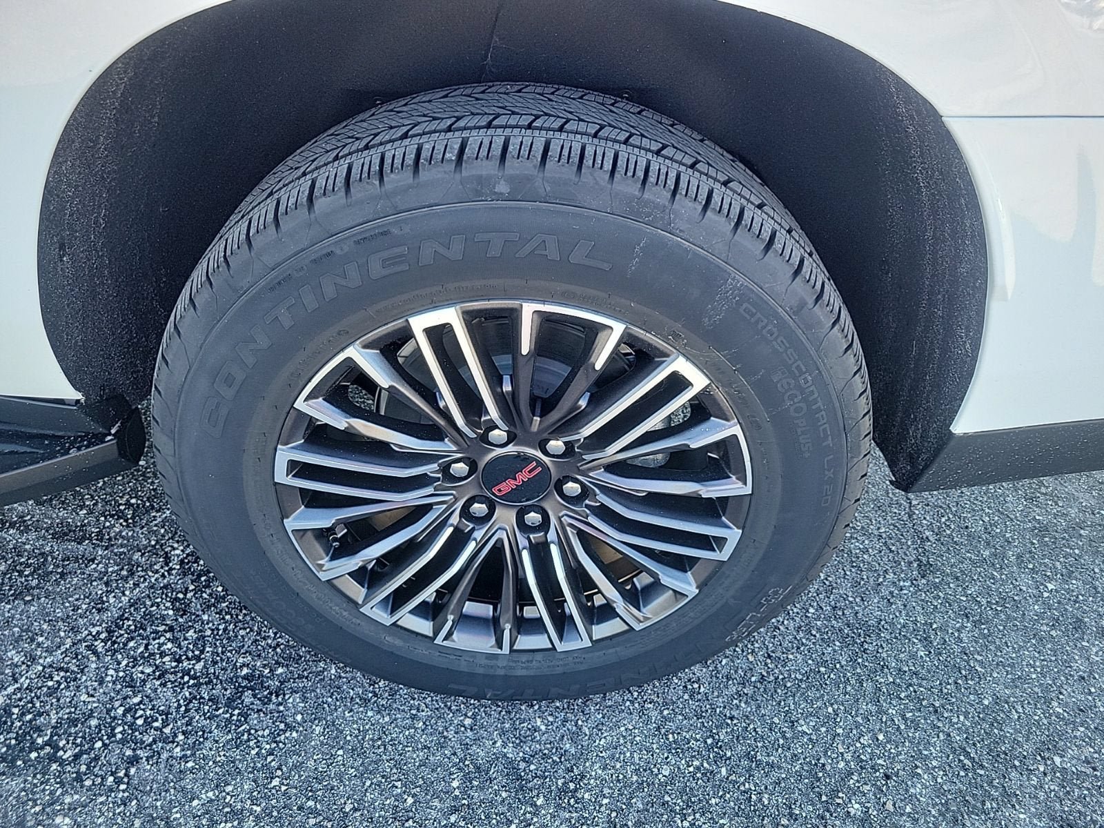 New 2026 GMC Yukon XL Elevation w/ Elevation Premium Package RWD image 8