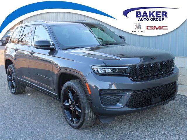 Used 2023 Jeep Grand Cherokee Altitude