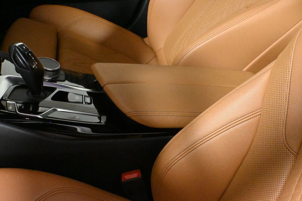 Certified 2022 BMW 530i xDrive w/ Convenience Package image 25