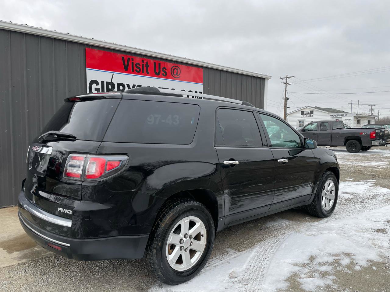 Used 2016 GMC Acadia SLE image 4