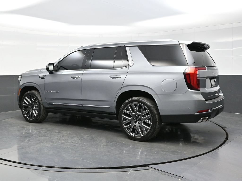 Used 2026 GMC Yukon Denali Ultimate w/ LPO, Floor Liner Package AWD/4WD image 4