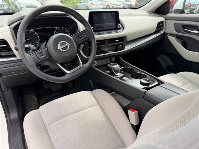 Used 2023 Nissan Rogue SV AWD/4WD image 7