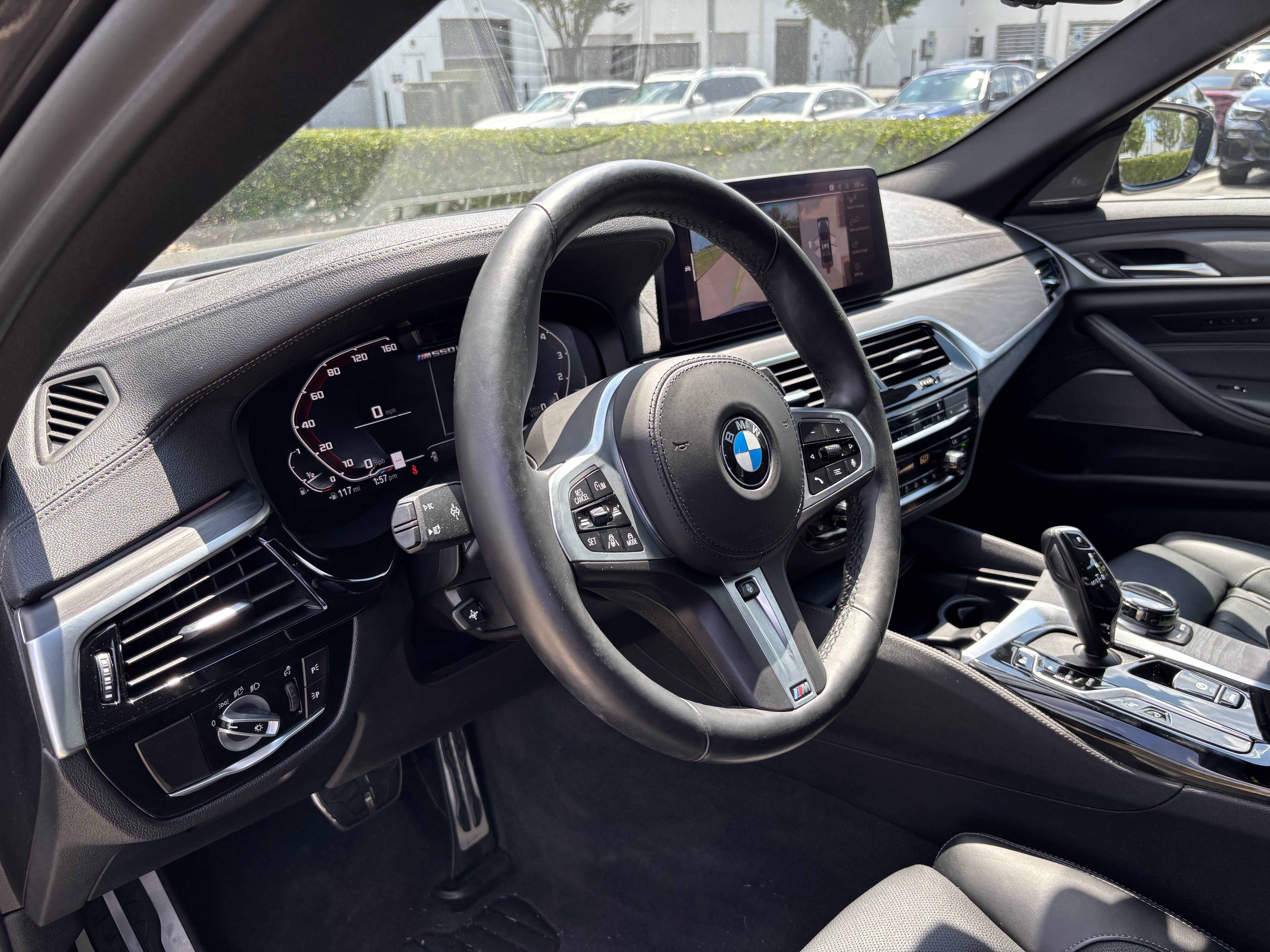 Used 2021 BMW M550i xDrive w/ Executive Package AWD/4WD image 16
