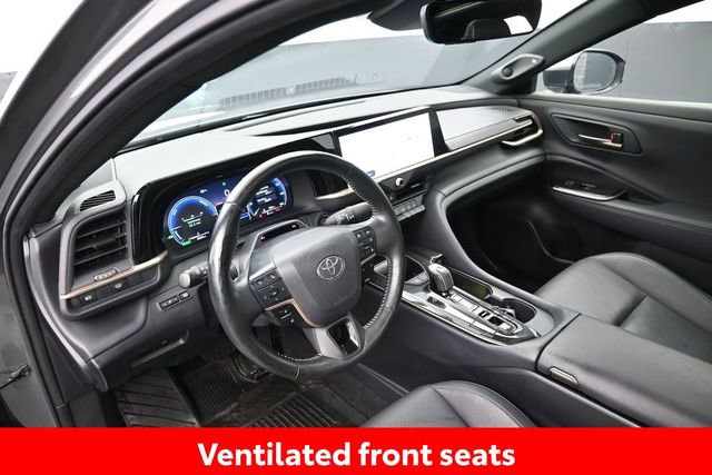 Used 2024 Toyota Crown Limited AWD/4WD image 26