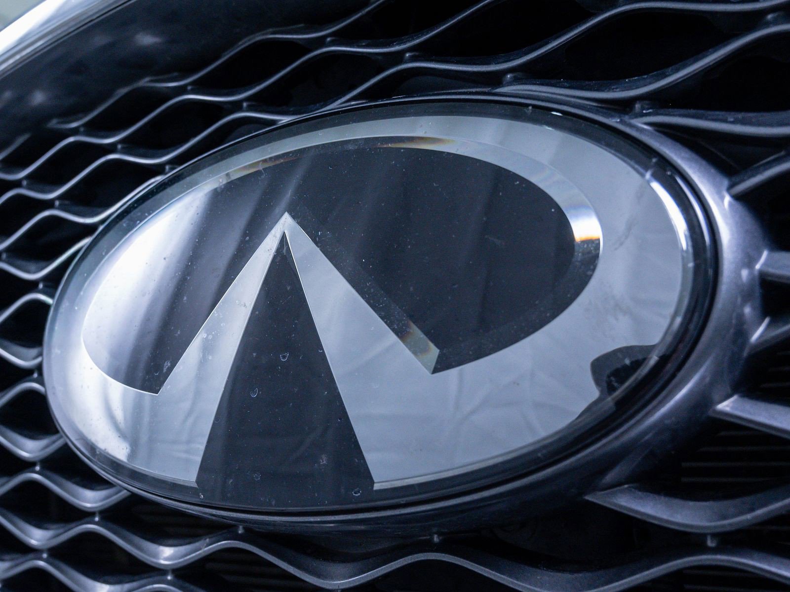 Used 2019 INFINITI QX50 Luxe w/ Navigation Package image 5