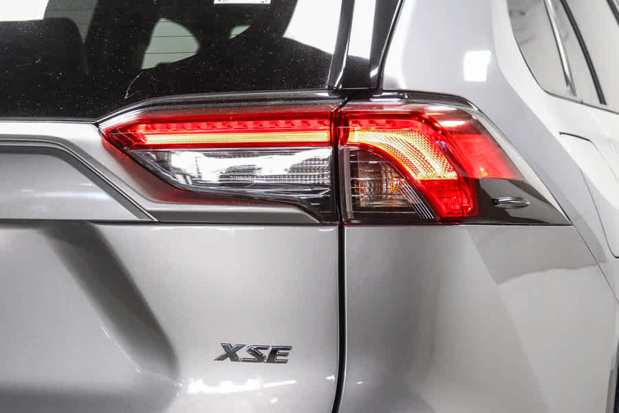 Used 2021 Toyota RAV4 XSE w/ Weather Package AWD/4WD image 8