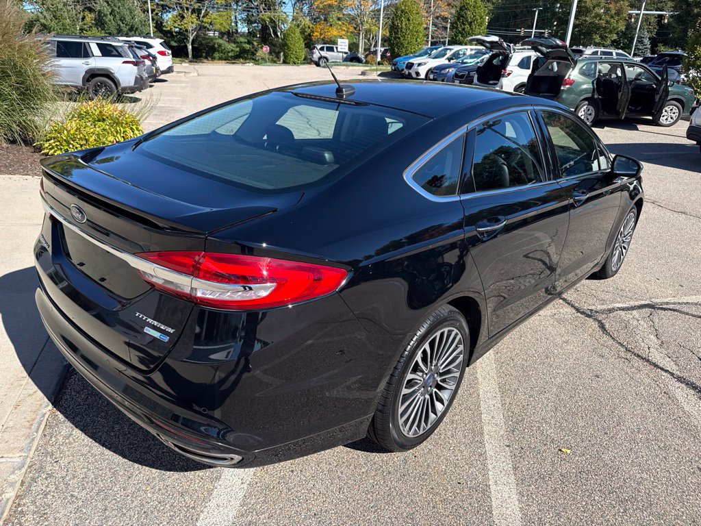 Used 2018 Ford Fusion Titanium AWD/4WD image 2