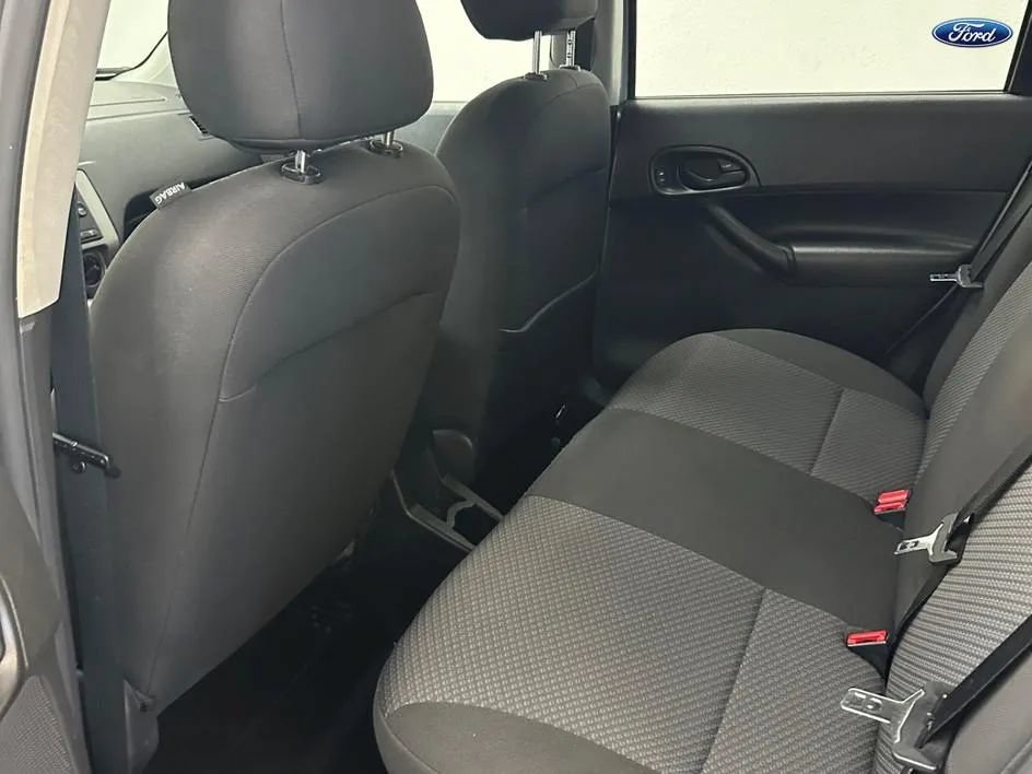 Used 2007 Ford Focus S FWD image 15