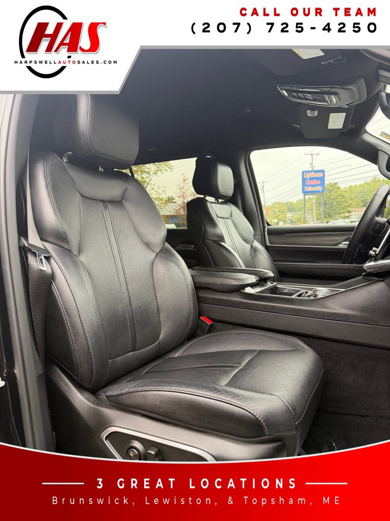 Used 2024 Jeep Wagoneer Series II AWD/4WD image 15