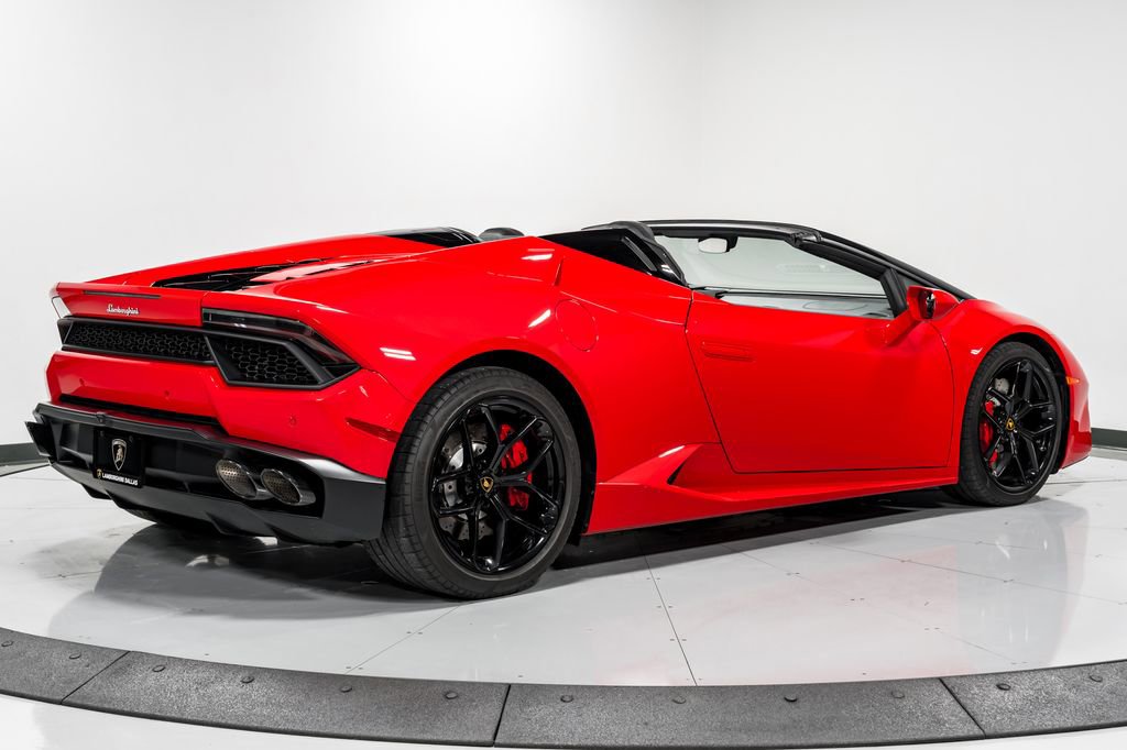 Used 2019 Lamborghini Huracan LP 580-2 image 3