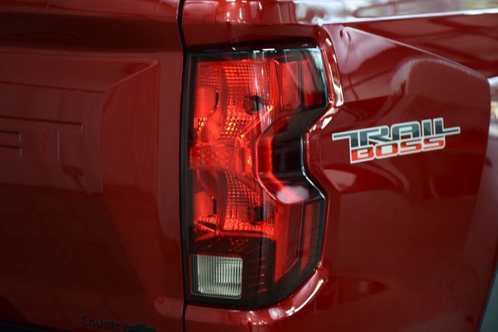 New 2026 Chevrolet Colorado Trail Boss AWD/4WD image 19