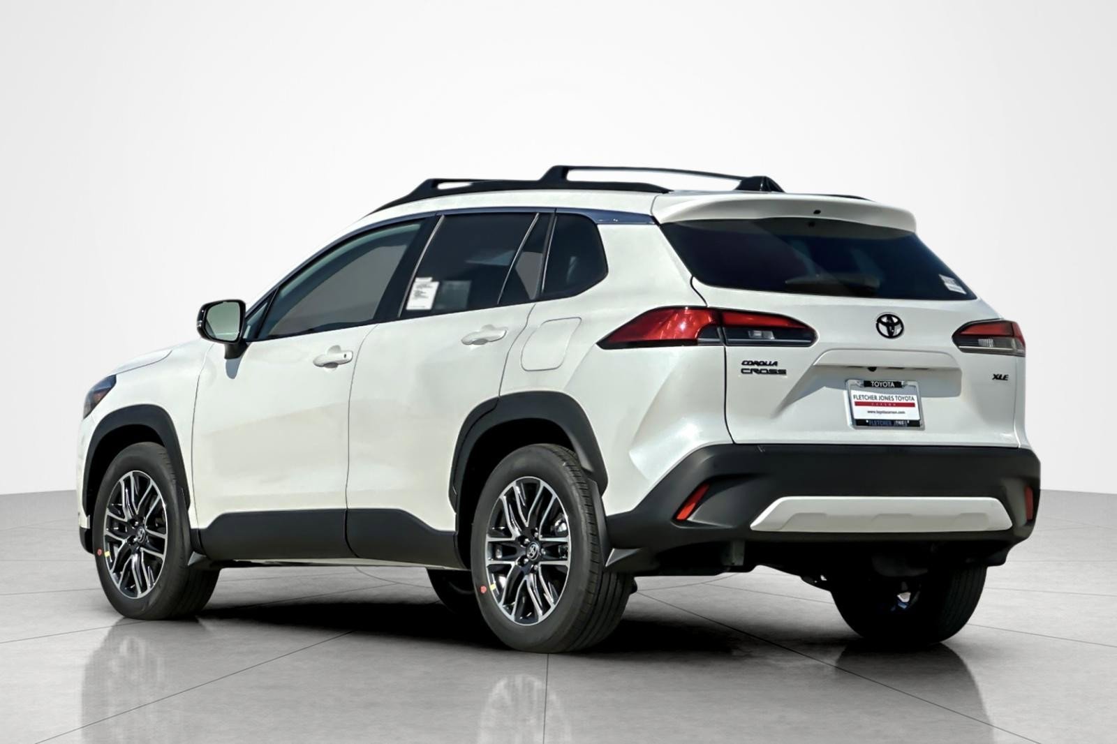 New 2026 Toyota Corolla Cross XLE image 3