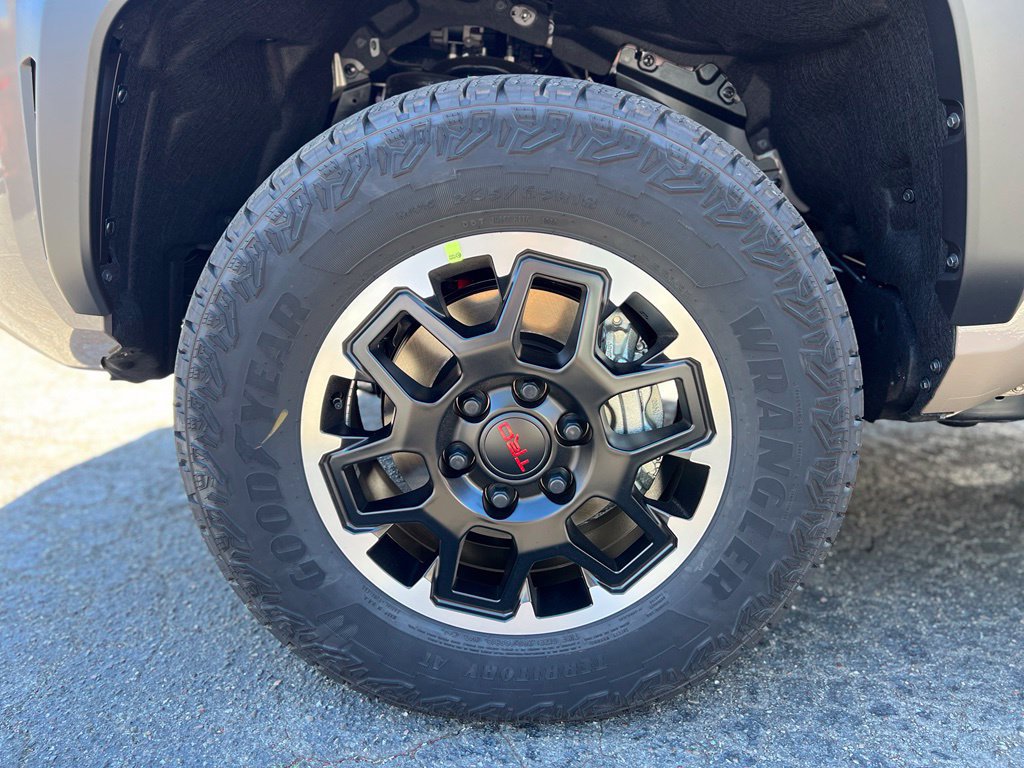 New 2026 Toyota Tacoma TRD Off-Road w/ TRD Off Road Premium Package AWD/4WD image 6