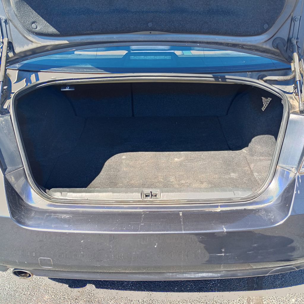 Used 2013 Subaru Legacy 2.5i Premium w/ All-Weather Pkg AWD/4WD image 18