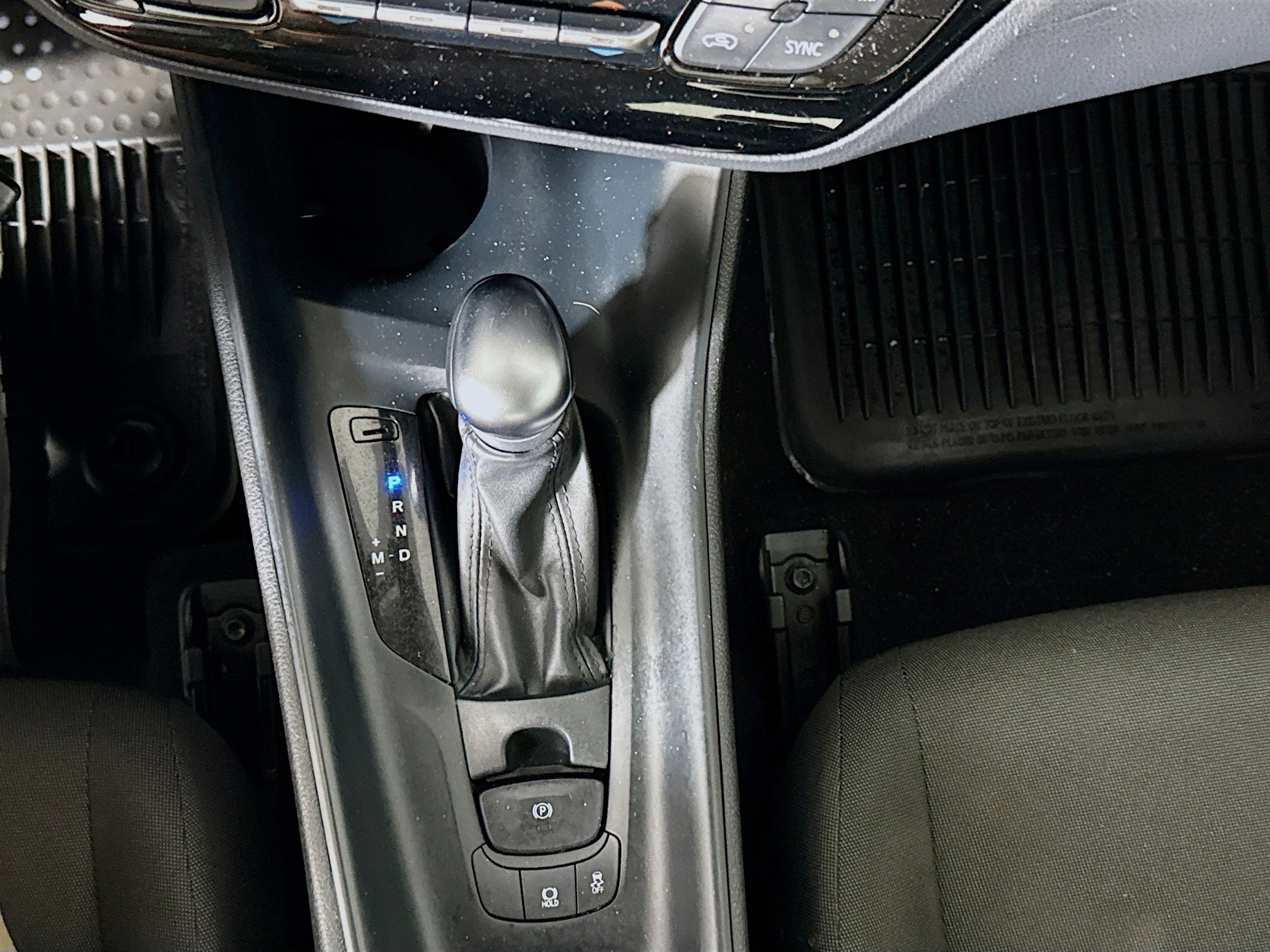 Certified 2020 Toyota C-HR LE image 17