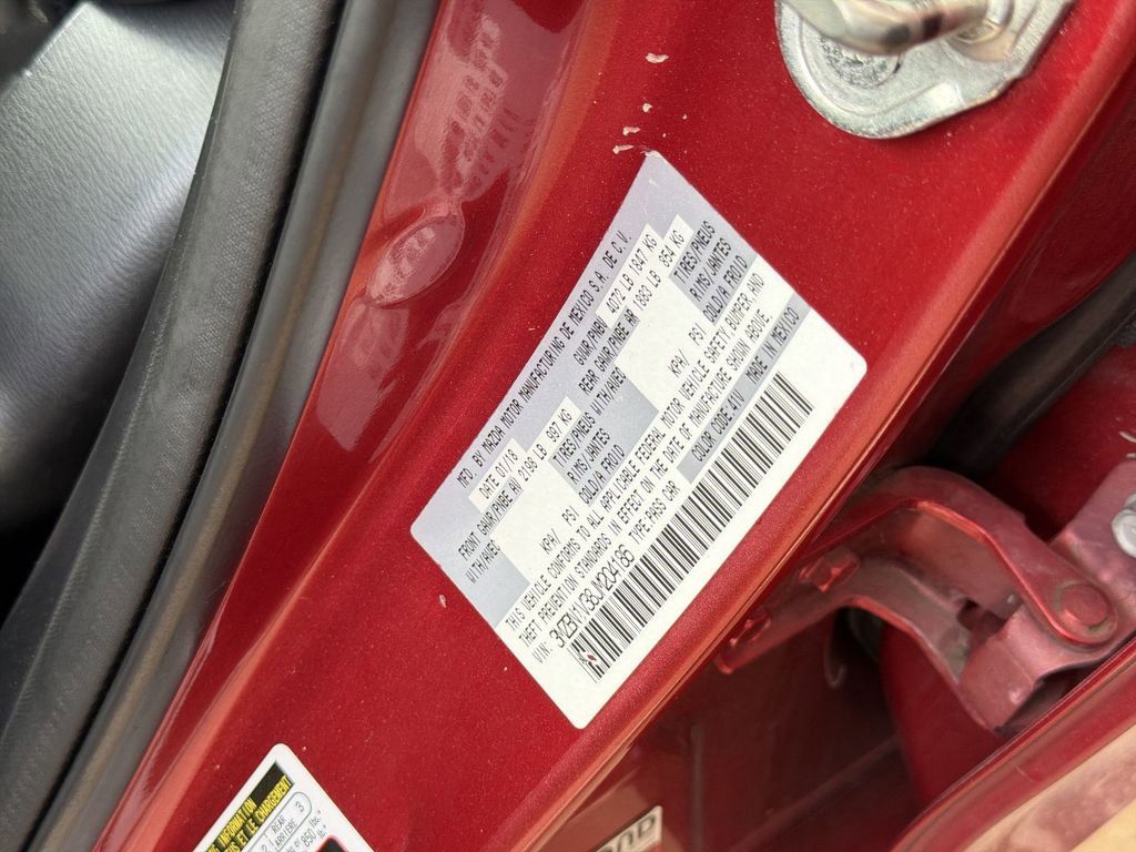 Used 2018 MAZDA MAZDA3 Touring image 6