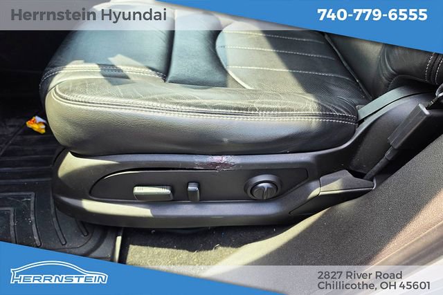 Used 2017 Buick Enclave Premium AWD/4WD image 17