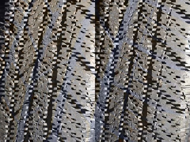 Used 2023 Volkswagen Taos SE w/ Panoramic Sunroof Package image 18