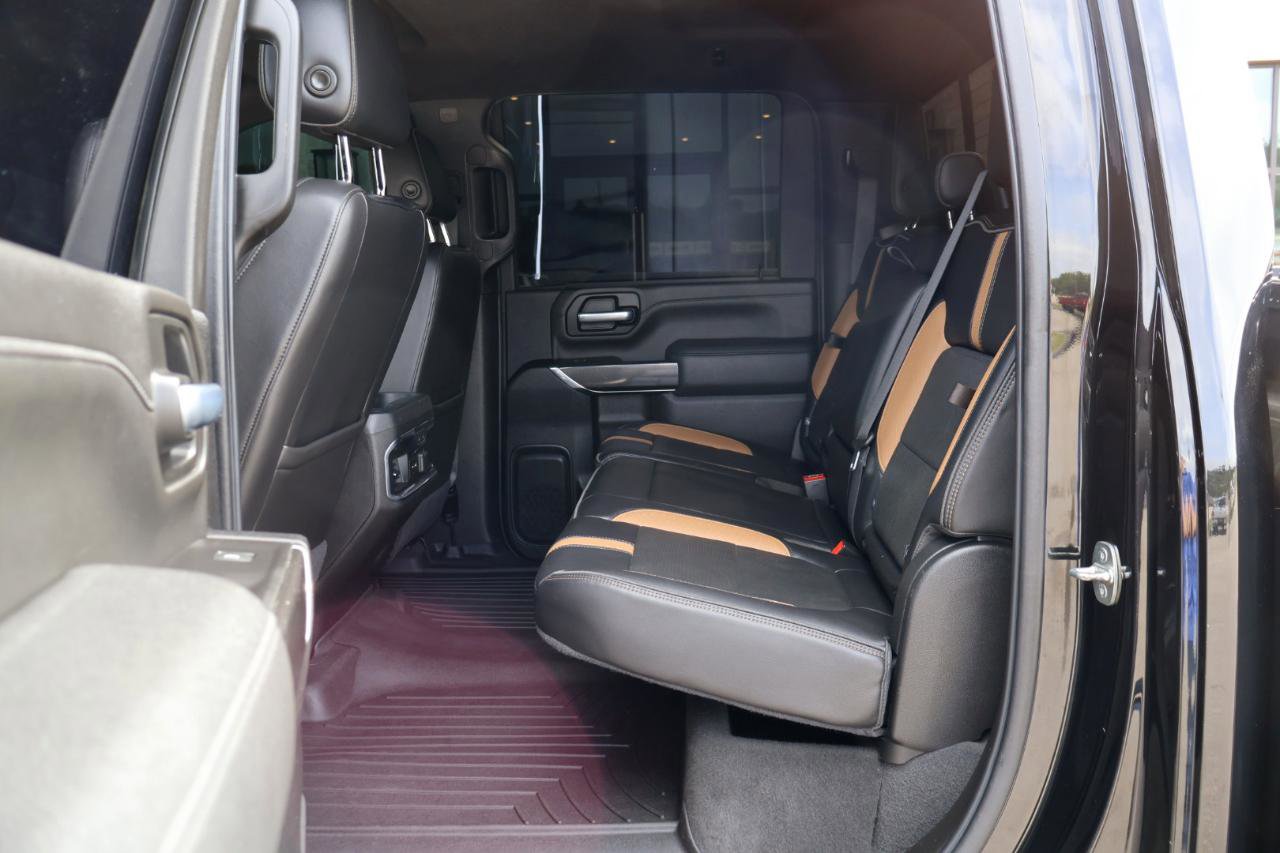 Used 2021 Chevrolet Silverado 2500 LTZ w/ Carhartt Edition image 10