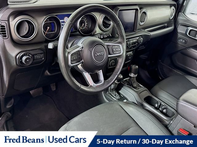 Used 2022 Jeep Wrangler Unlimited Sahara w/ Cold Weather Group image 11
