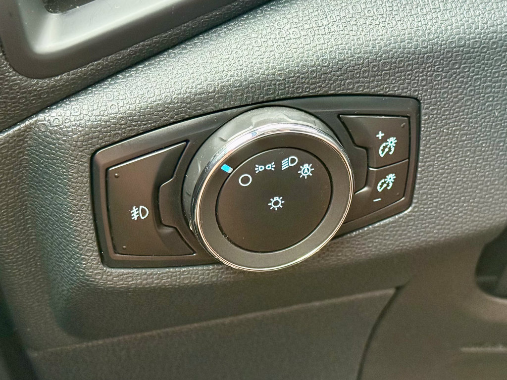 Certified 2018 Ford EcoSport SE AWD/4WD image 25