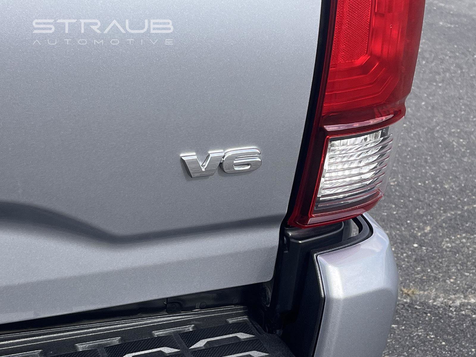 Used 2022 Toyota Tacoma SR AWD/4WD image 15