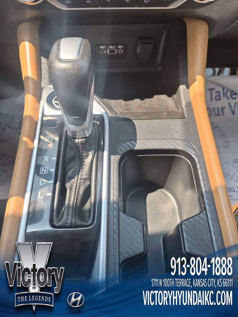Used 2025 Nissan Sentra SV w/ SV Premium Package FWD image 20