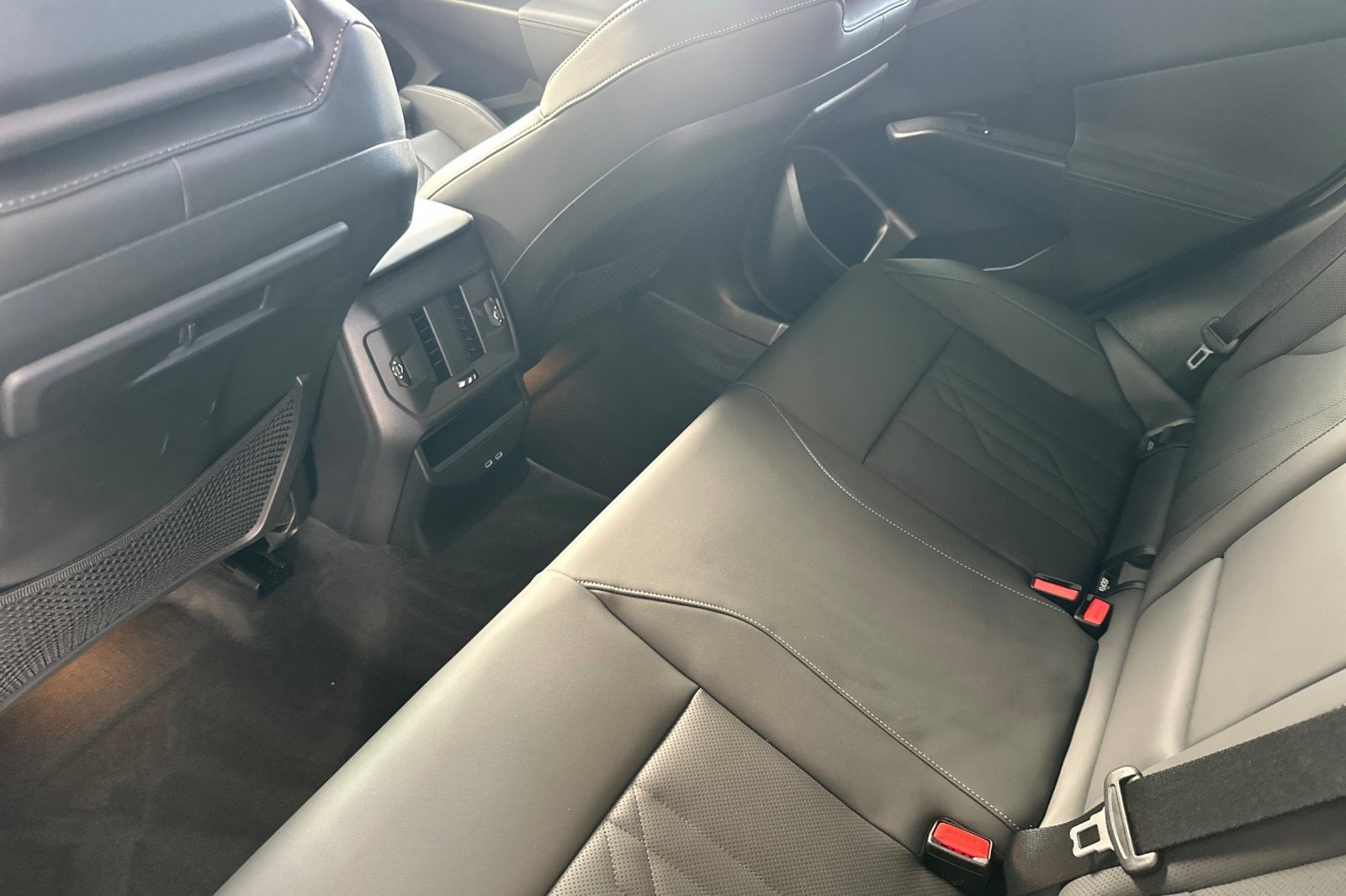 Used 2025 BMW X3 xDrive30i w/ Premium Package AWD/4WD image 15