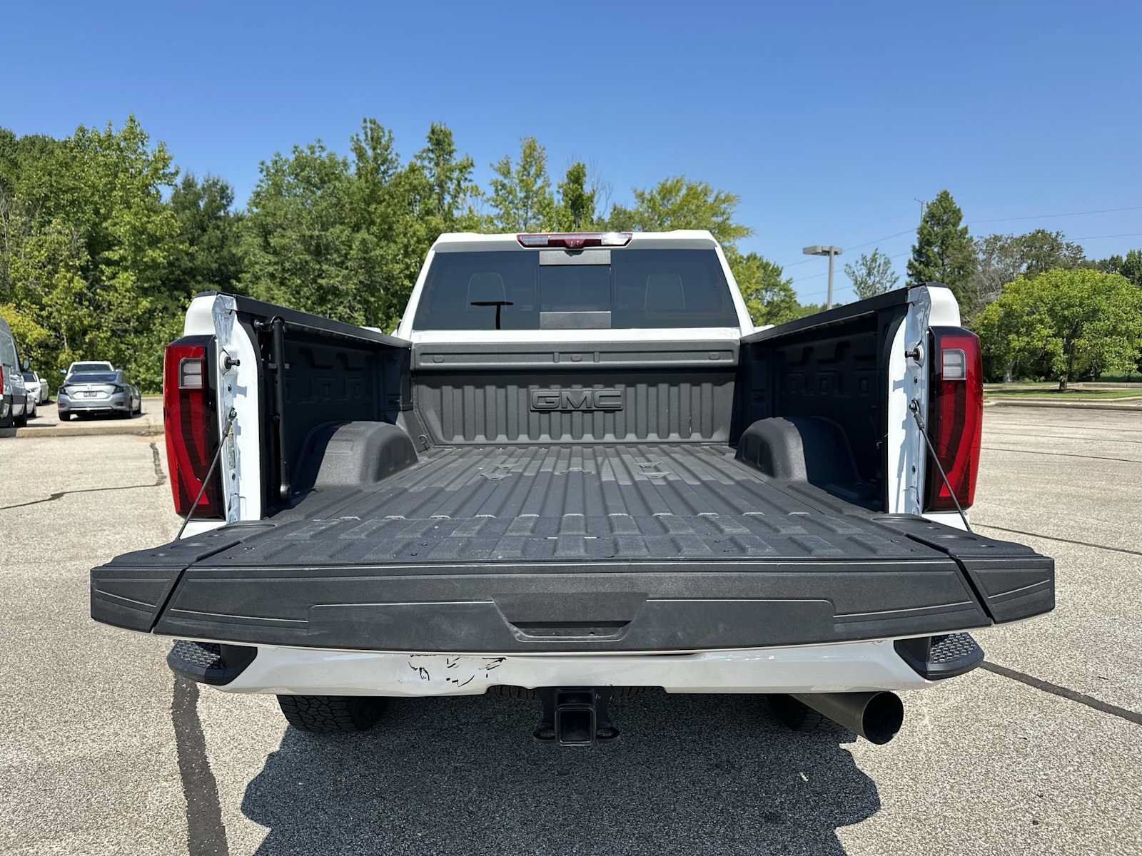 Certified 2025 GMC Sierra 2500 Denali Ultimate AWD/4WD image 37