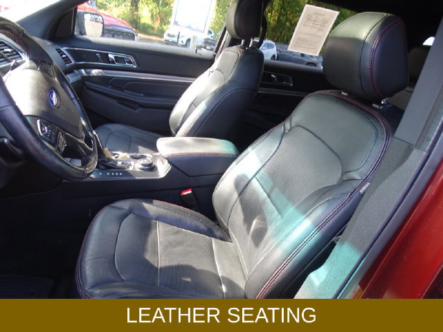Used 2016 Ford Explorer Sport w/ Equipment Group 401A AWD/4WD image 2