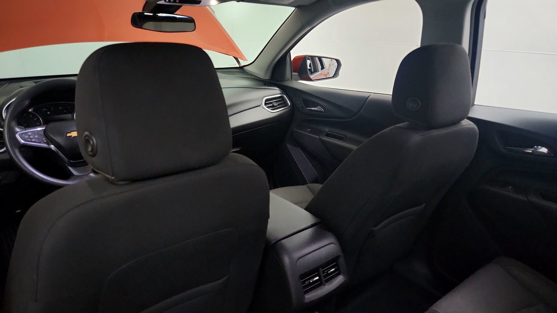 Used 2020 Chevrolet Equinox LT FWD image 24