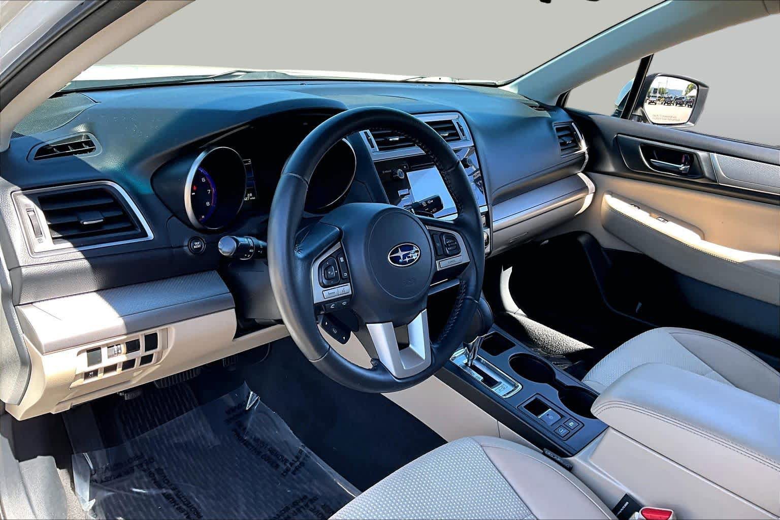 Used 2015 Subaru Outback 2.5i Premium AWD/4WD image 17