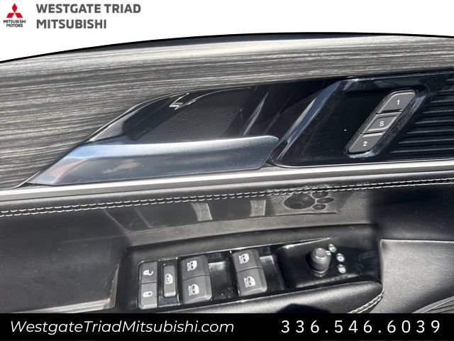 Used 2023 Jeep Wagoneer L Series II AWD/4WD image 13