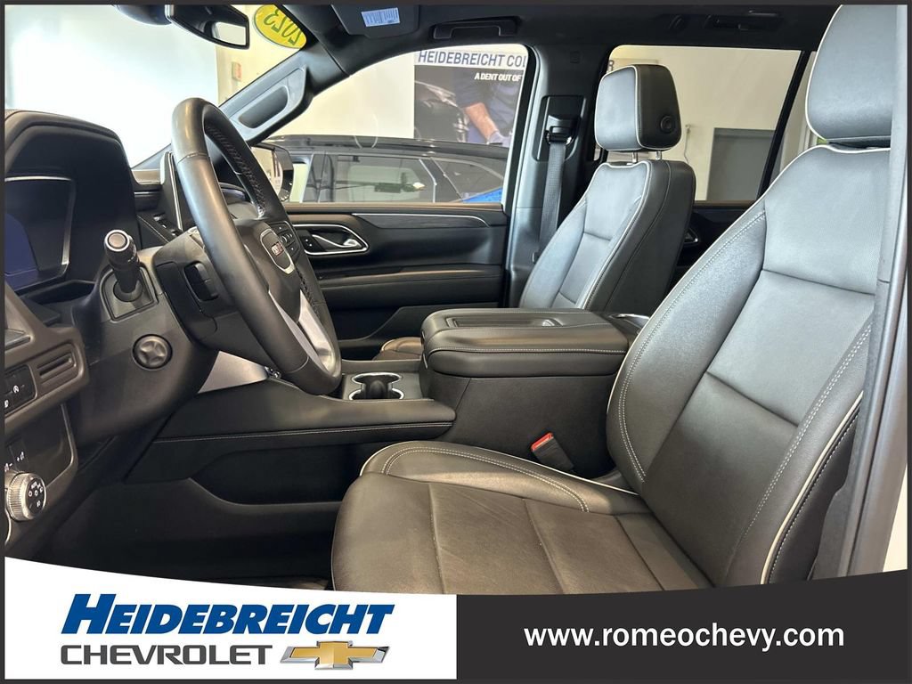 Certified 2023 GMC Yukon SLT w/ SLT Luxury Package AWD/4WD image 13